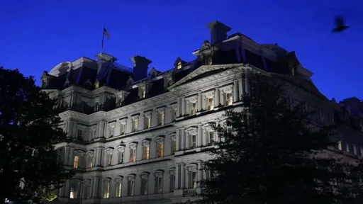 白宮西側行政大樓失火 員工收「緊急疏散」通知撤離