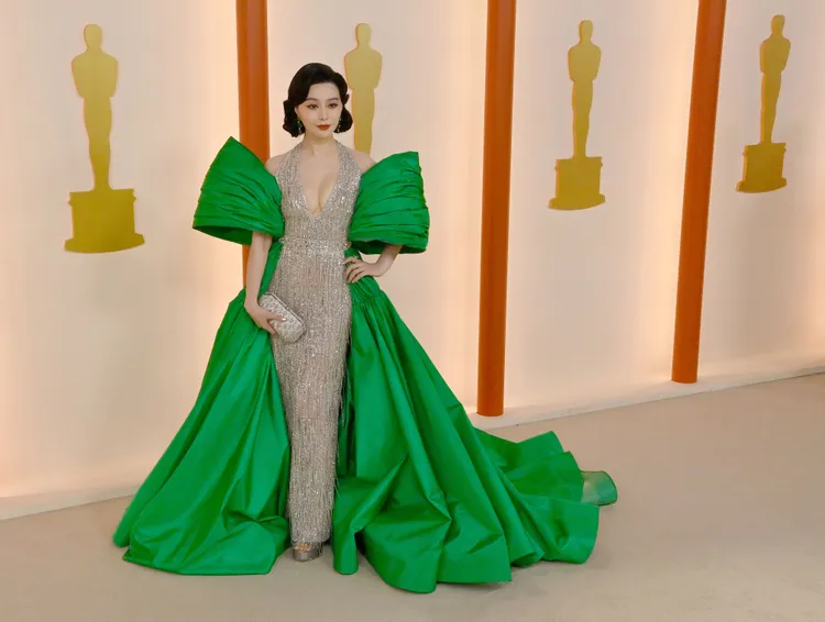 范冰冰選穿Tony Ward Couture。