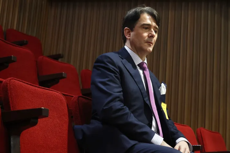 雷諾坐在議場旁聽區。林林攝