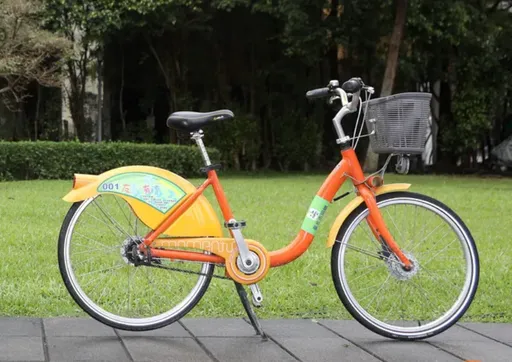 阿伯騎Ubike竟「前空翻」 摔彎脊椎變斜肩求償32萬!法官查出這動作很母湯