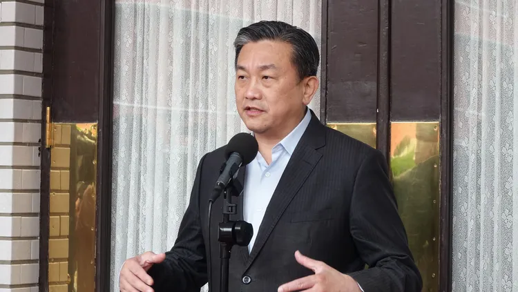 陳以信宣戰民進黨立委王定宇。資料照片