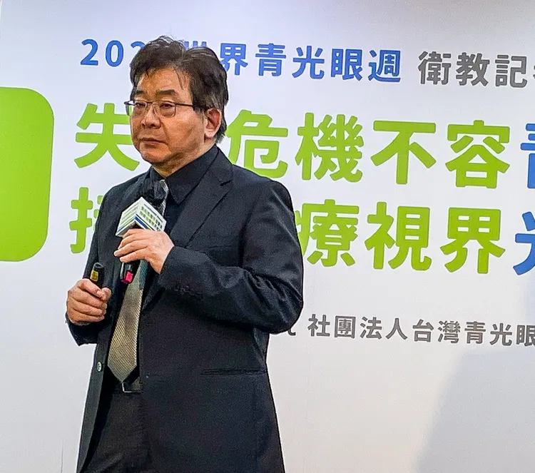 呂大文說明，國內目前45萬名患者中，每年僅有1700位患者選擇手術。賴昀岫攝