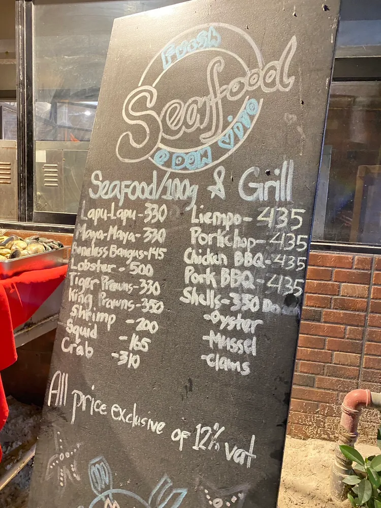 海鮮最好選擇明碼標價，不然可能會被宰的一蹋糊塗。陳怡文攝