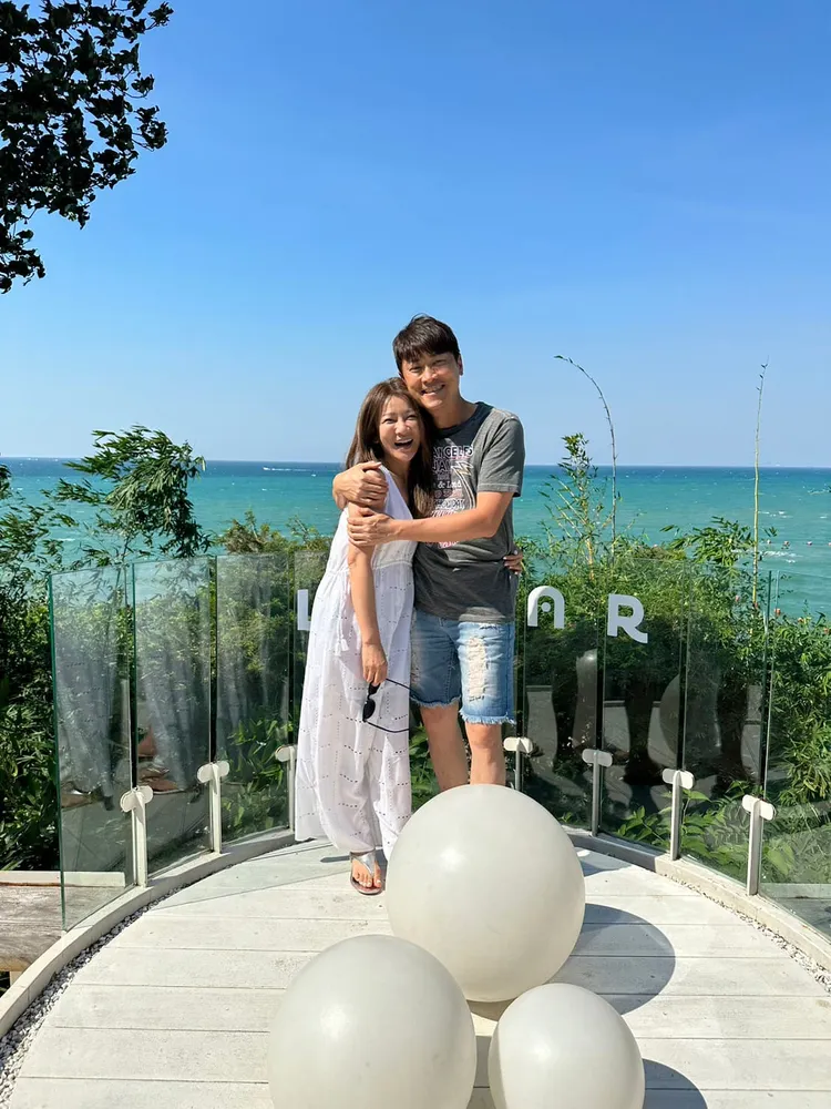 曾雅蘭和侯昌明結婚逾20年，感情甜蜜。翻攝自曾雅蘭臉書