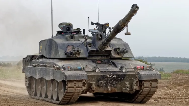 英國支援烏克蘭14輛「挑戰者2型」坦克與彈藥。翻攝UK/Ministry of Defense