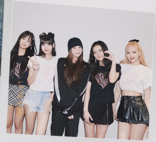 歐陽娣娣同框BLACKPINK　還站C位！驚呆萬人：乍看以為是一團的