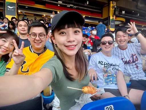 經典賽|現身洲際球場應援 黃捷:贏古巴就發100份林襄三明治慶祝