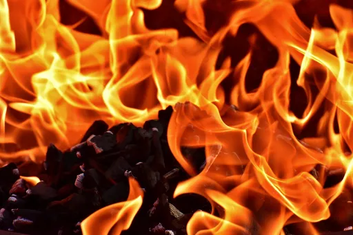 台大畢業生縱火掐死親媽！她死前錄下這幕超驚悚　逆子因一理由輕判