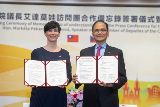 真朋友!台捷國會簽署友好聲明 游錫堃:具現對抗邪惡行動