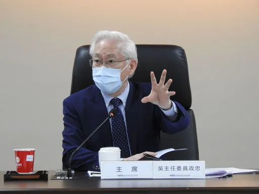 台版ChatGPT來了!共用模型年底推出 這類人未來會被取代