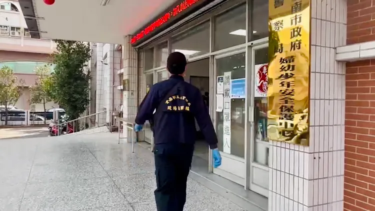 警方派員採證。王志弘攝