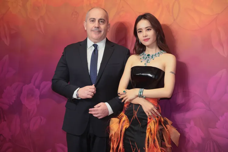 蔡依林（右）自2018年起即與寶格麗結緣，在活動中還和品牌亞太區新任總裁Vincenzo Pujia開心合影。彭欣偉攝