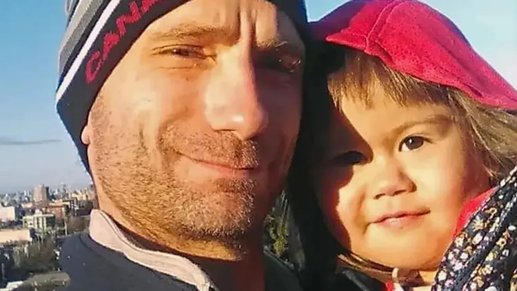 保羅與女兒埃里卡。翻攝自《紐約郵報》