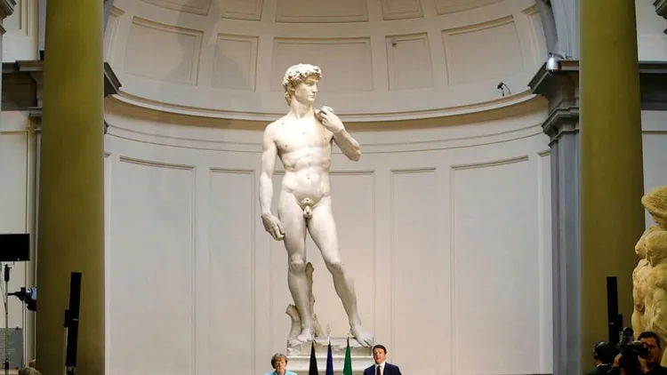 《大衛像》的生殖部位裸露，一直是藝術和審查規則的辯論焦點。美聯社