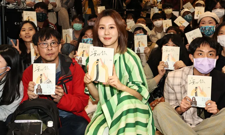 白安今舉行簽書會。莊宗達攝