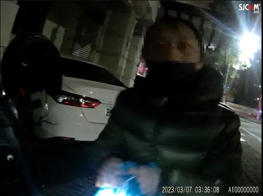 台中男暗夜棄子趴趴走 死命護手中袋!這東西露餡哭求「我單親」