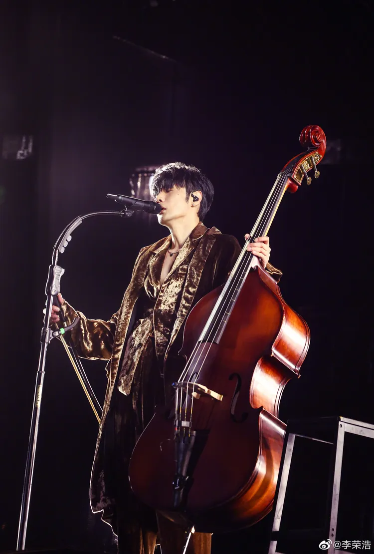 李榮浩啟動全新巡演。翻攝李榮浩微博