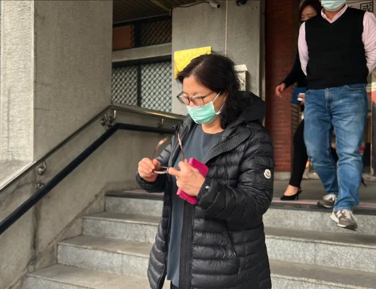 八方雲集創辦人林家鈺的妻子蘇淑幸(圖)，穿MONCLER羽絨外套出庭。資料照片