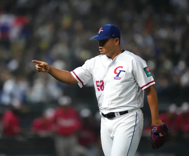 中華先發投手胡智為3局丟3分，承擔敗投。悍創提供