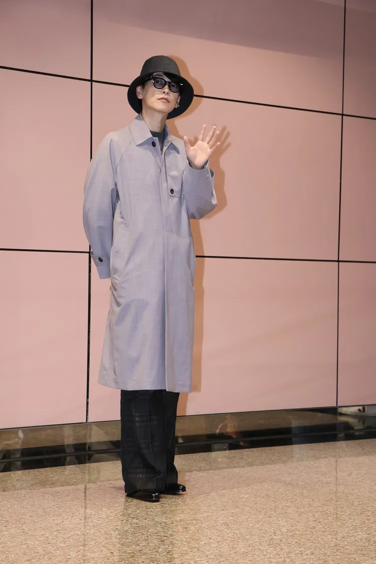 佐藤健打扮隨性又帥氣，讓現場粉絲瘋狂尖叫。鄭孟晃攝