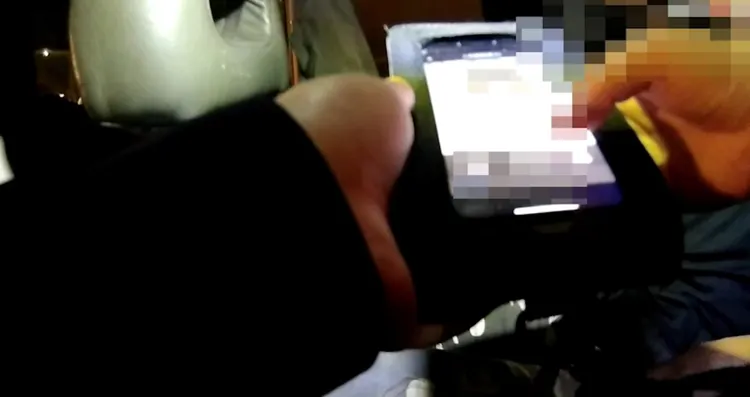 警方一查黃男報出的證號，竟是他高齡80歲的父親。翻攝畫面