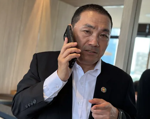 侯友宜「越洋掃黑」遭酸演戲！　藍委們怒了：民進黨腦中只想選舉