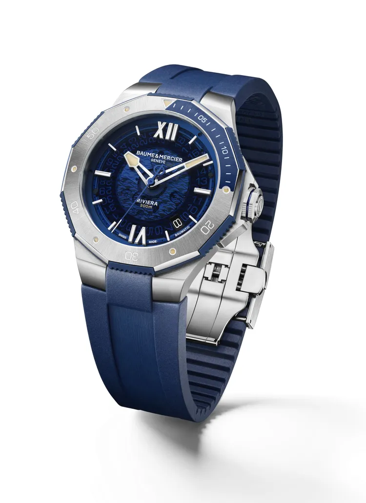 名士錶於Riviera系列下，推出具備300米防水性能的Riviera Azure 300米潛水腕錶。品牌提供