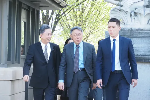 柯文哲和于美人合作有望？　預告返台「該談的都會去談」