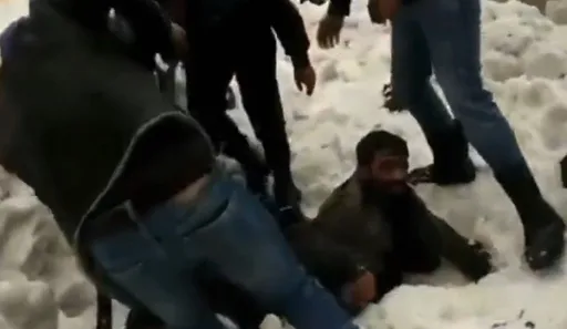 搶救活埋影片曝光!印度西藏邊界景點雪崩 至少7死雪下仍有人