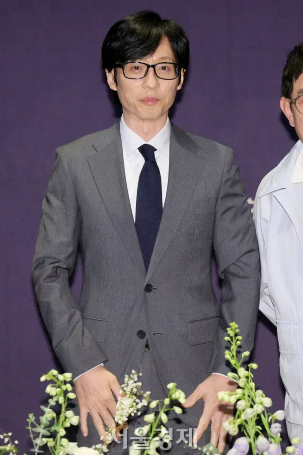 「國民MC」劉在錫擔任李昇基婚禮的司儀。