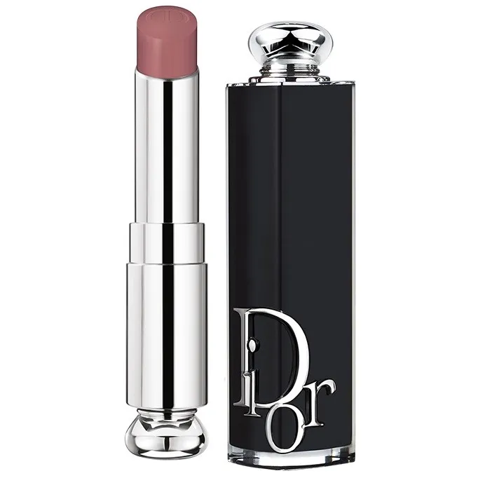 高爾宣最喜歡的#521奶油裸粉。品牌提供