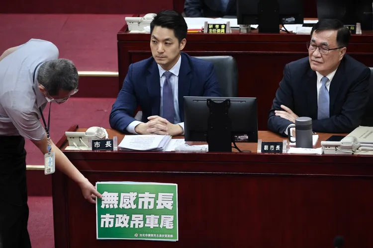 蔣萬安在競選市長時拋出「長照三支箭」政見。資料照，林林攝