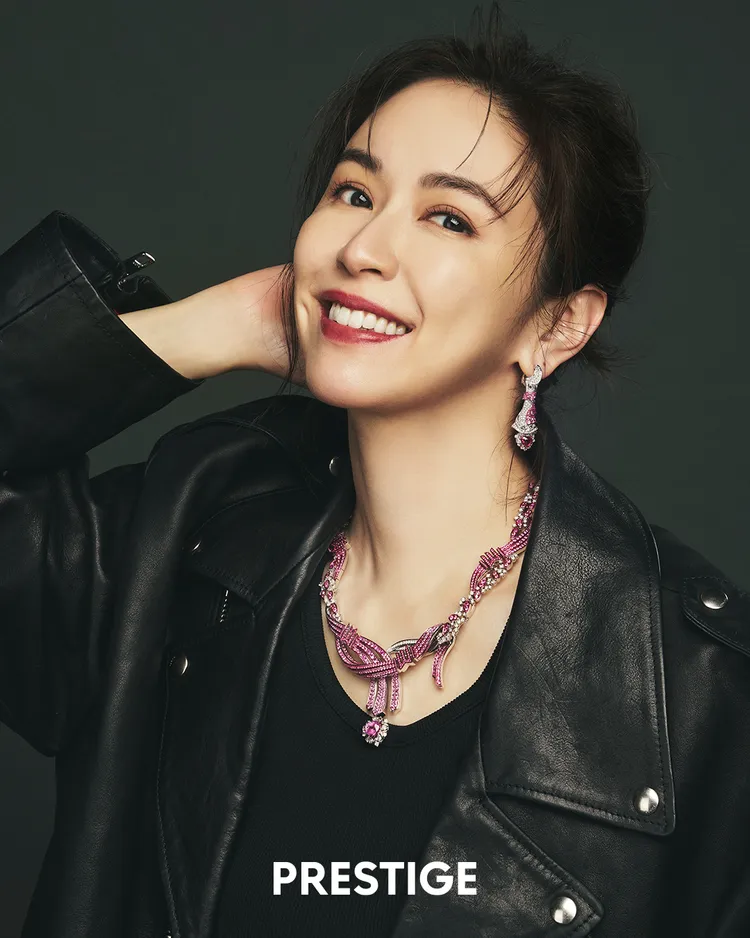 蔡依珊暢聊媽媽經，分享近2年明顯感受到兒子長大了。《PRESTIGE TAIWAN》提供