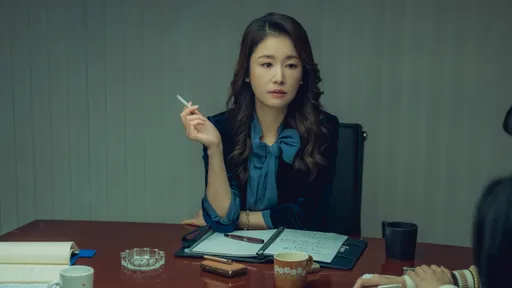 林心如菸不離手菸灰缸成標配 《模仿犯》打破紀錄連阿拉伯人都在追