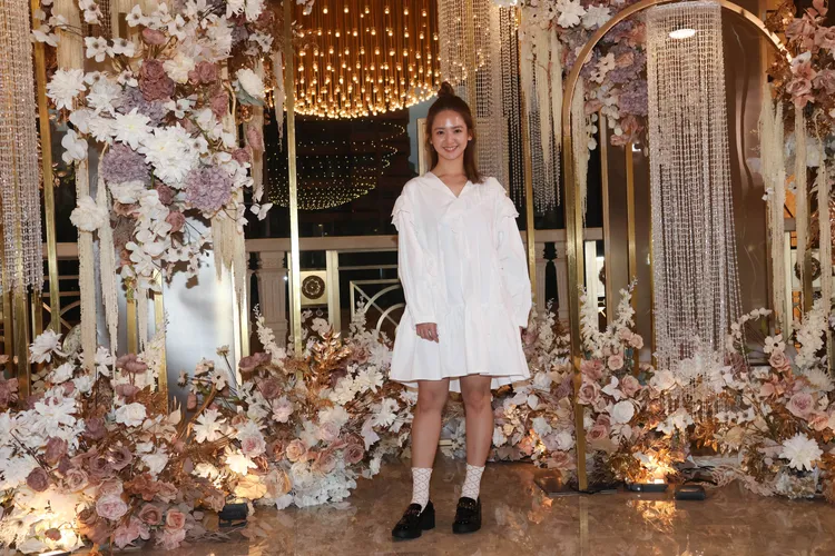 臧芮軒走白色可愛風。彭欣偉攝