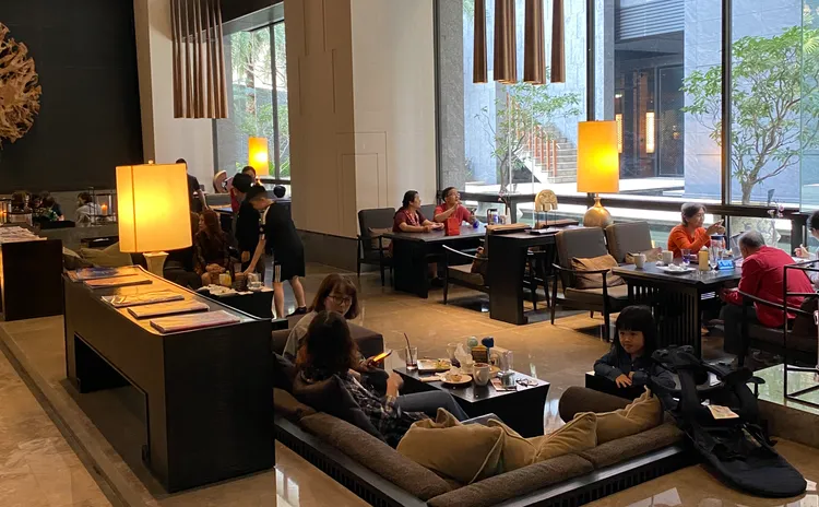 鄉林皇居設置獨一無二的福利餐廳，提供住戶三餐需求。王煌忠攝