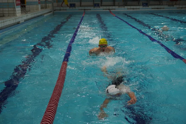 高市府宣布，4/20起公立與校園游泳池將關閉。教育局提供