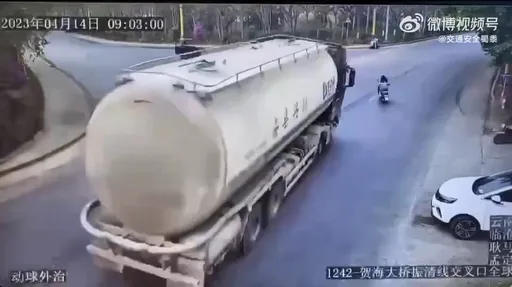 驚悚影片！女騎士鬼切下場慘　最衰是他們被迫一起上路