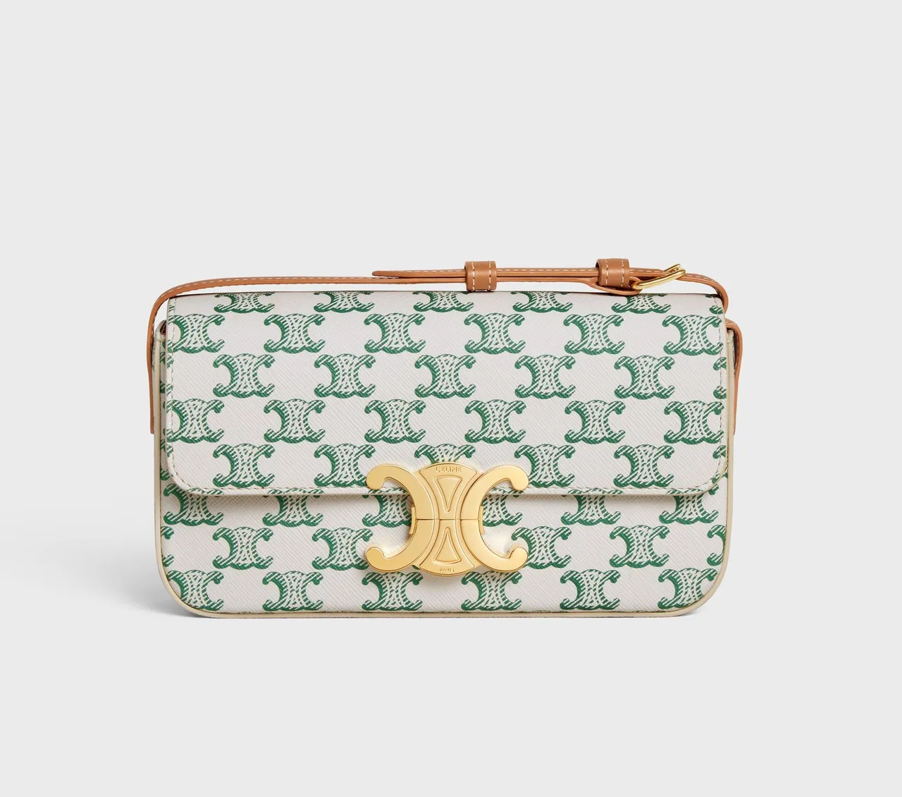 Triomphe帆布及小牛皮Triomphe肩背包,9萬9000元。品牌提供