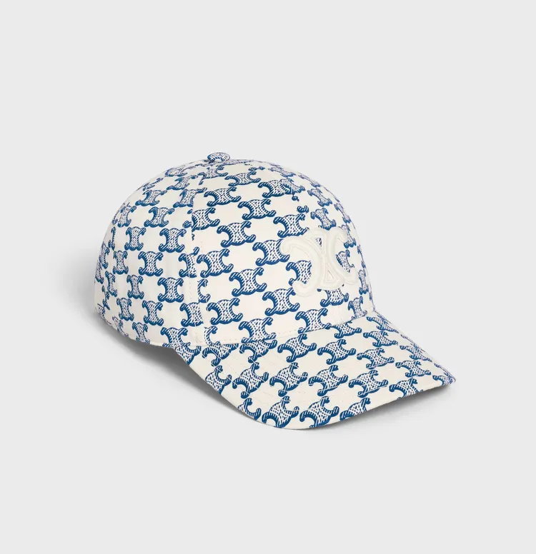 Triomphe交織圖案棉質棒球帽，1萬9500元。品牌提供