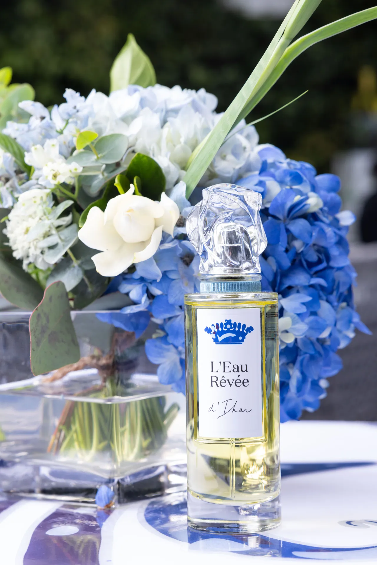 #d’Ikar依卡创作灵感来自科西嘉岛的阳光，完美结合乳香与香根草。品牌提供