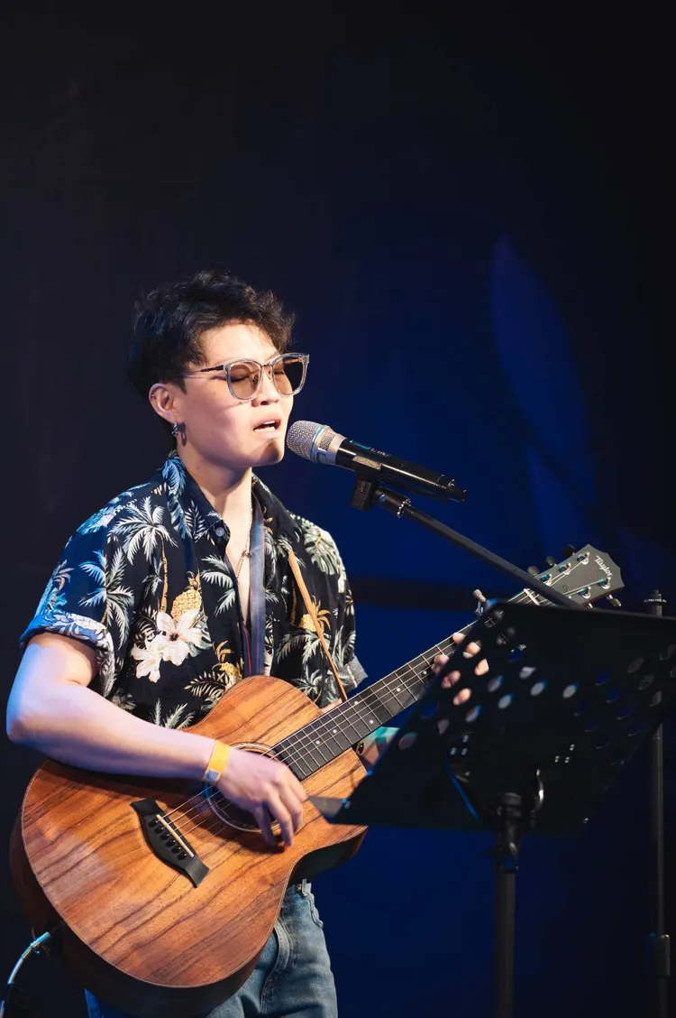 擔任美力彩虹健美健體賽開幕表演嘉賓的志甜曾獲2022年亞洲同志運動會健美項目海灘褲組第1名。讀者提供