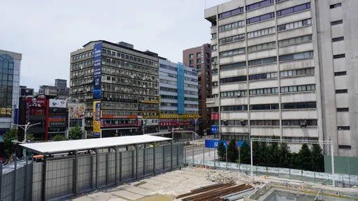 人口老化繼承者變多 3月戶數面積創史上新高