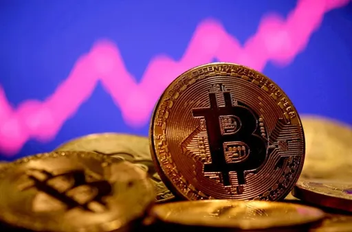 比特幣飆破3萬美元　今年狂漲逾80%