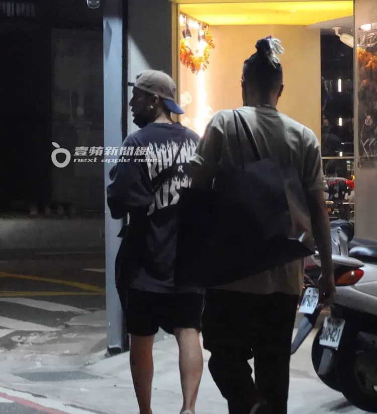 近期復出的嘎嘎（左）表現相當讓人期待。特勤中心攝