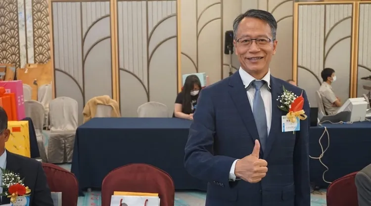 大高雄不動產開發商業同業公會理事長洪光佐表示，地價與營建成本高漲，讓房價難下修。資料照片