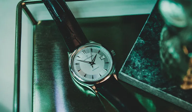 寶齊萊Manero Autodate精鋼自動上鍊日期腕錶，約12萬元。翻攝寶齊萊官網