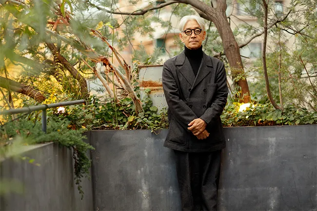 坂本龍一全心投入音樂，一生都奉獻給音樂。翻攝日本yahoo