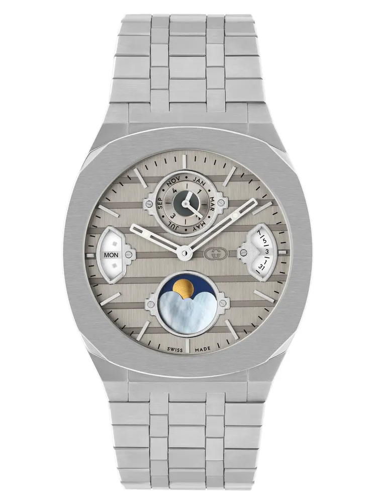 GUCCI 25H不鏽鋼萬年曆腕錶，107萬1100元。品牌提供