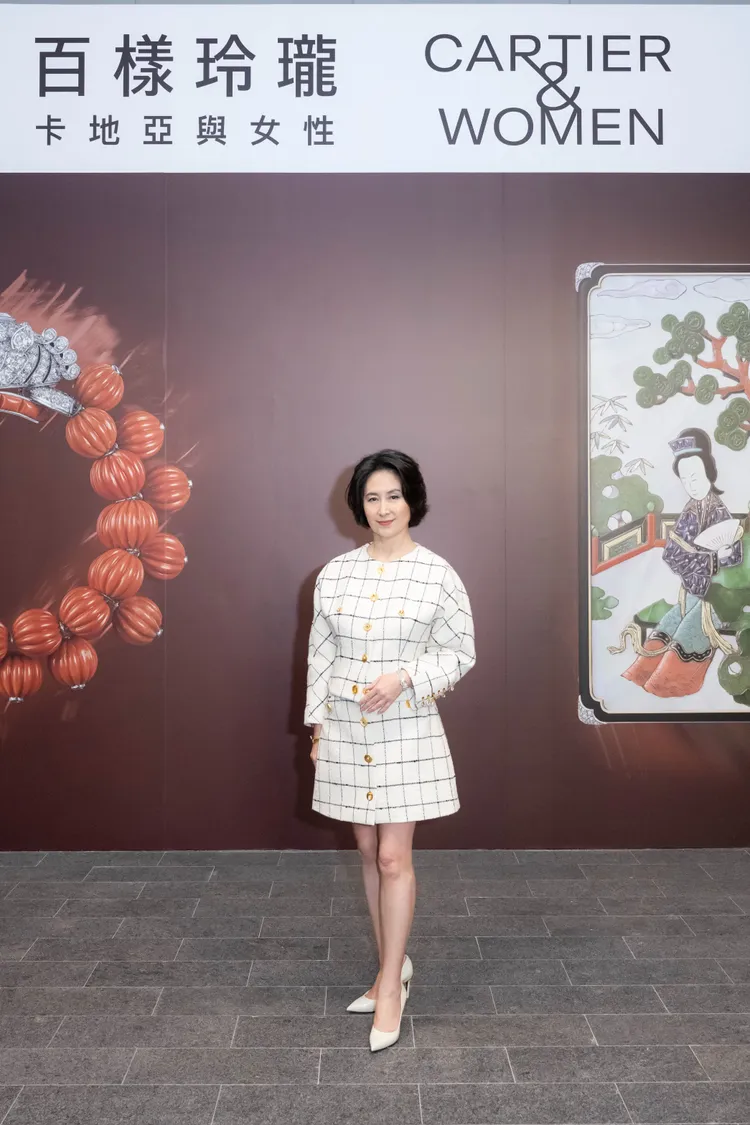 曾被冠上「香港女首富」封號的何超瓊，一改低調獻出數件未曾亮相的珠寶收藏。品牌提供